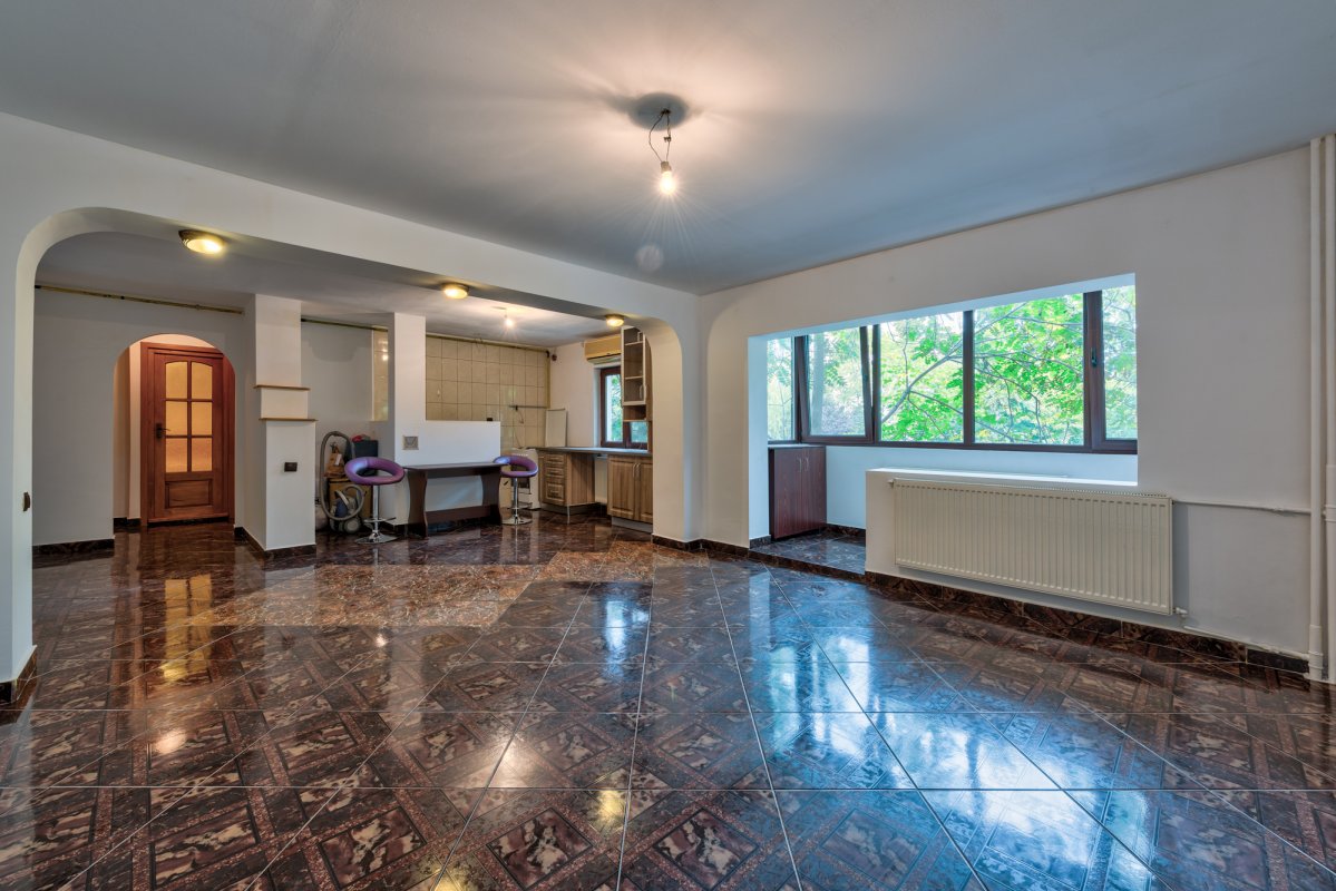 Apartament 2 camere decomandat Mall Vitan