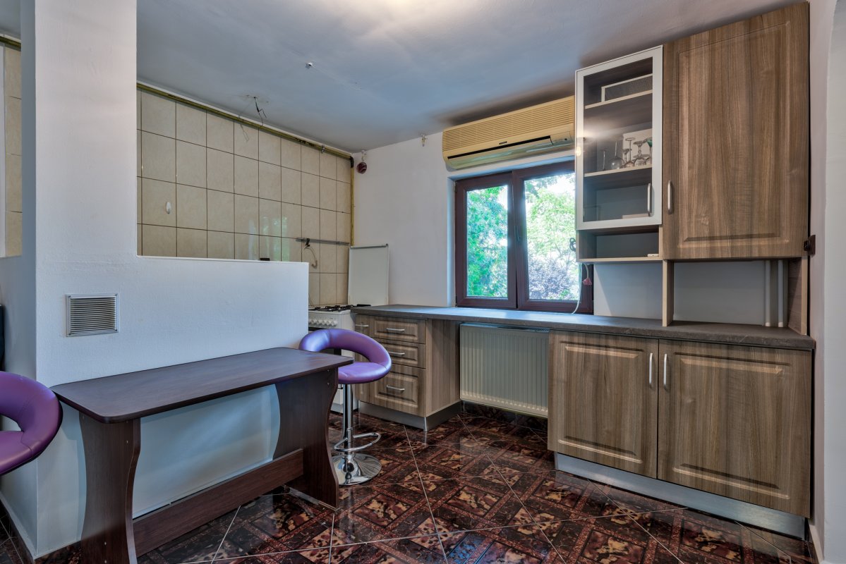 Apartament 2 camere decomandat Mall Vitan