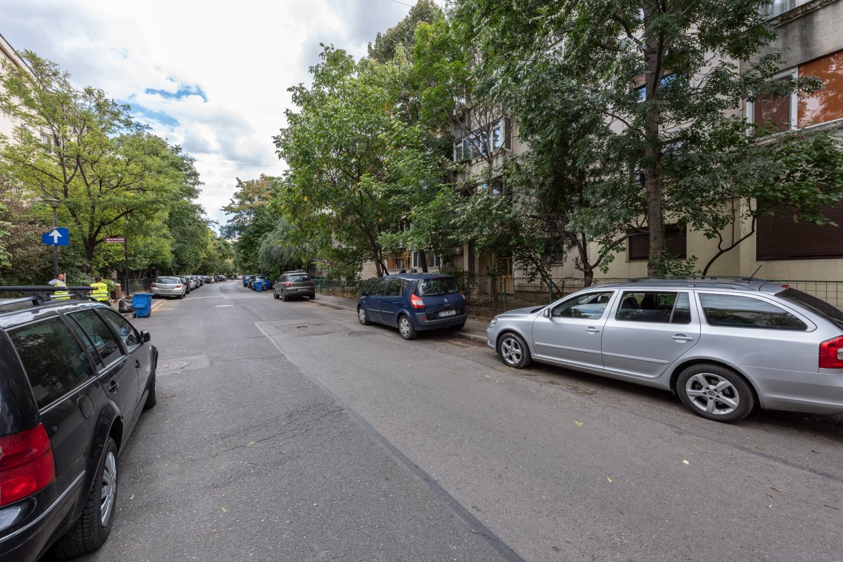 Apartament 2 camere decomandat Mall Vitan