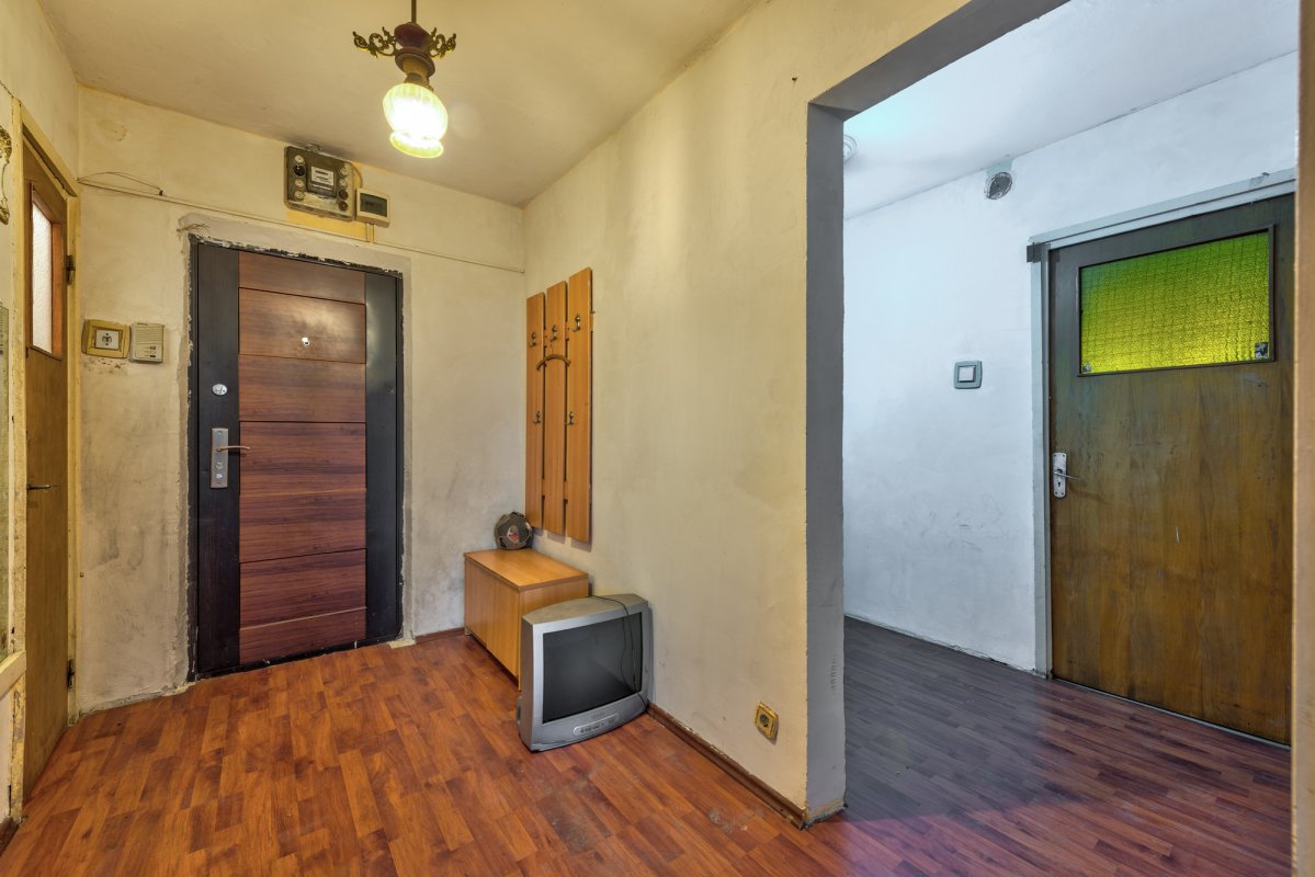Apartament 4 camere decomandat zona Apusului - Militari