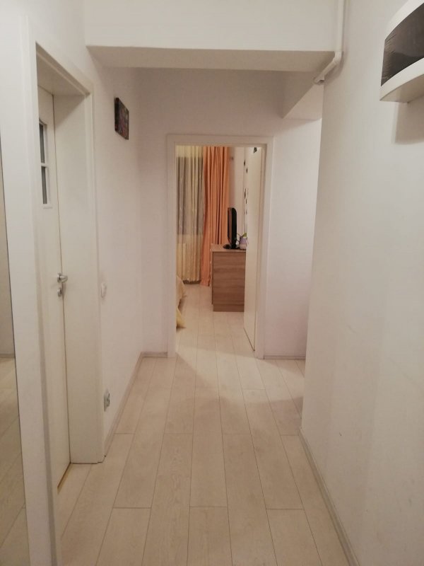 Apartament 2 camere+loc parcare suprateran bloc nou zona Lujerului