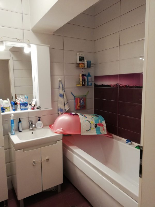 Apartament 2 camere+loc parcare suprateran bloc nou zona Lujerului