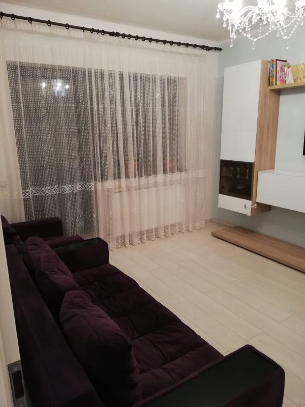 Apartament 2 camere+loc parcare suprateran bloc nou zona Lujerului