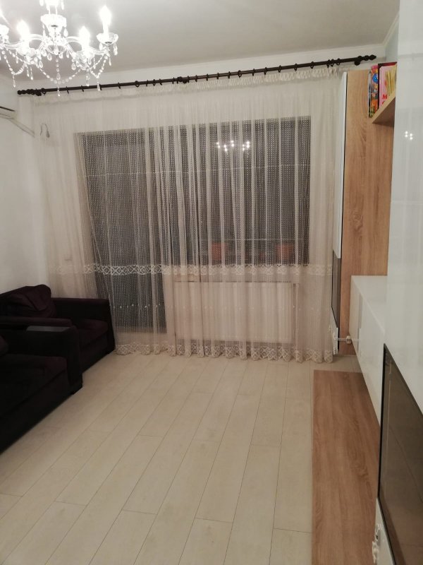 Apartament 2 camere+loc parcare suprateran bloc nou zona Lujerului