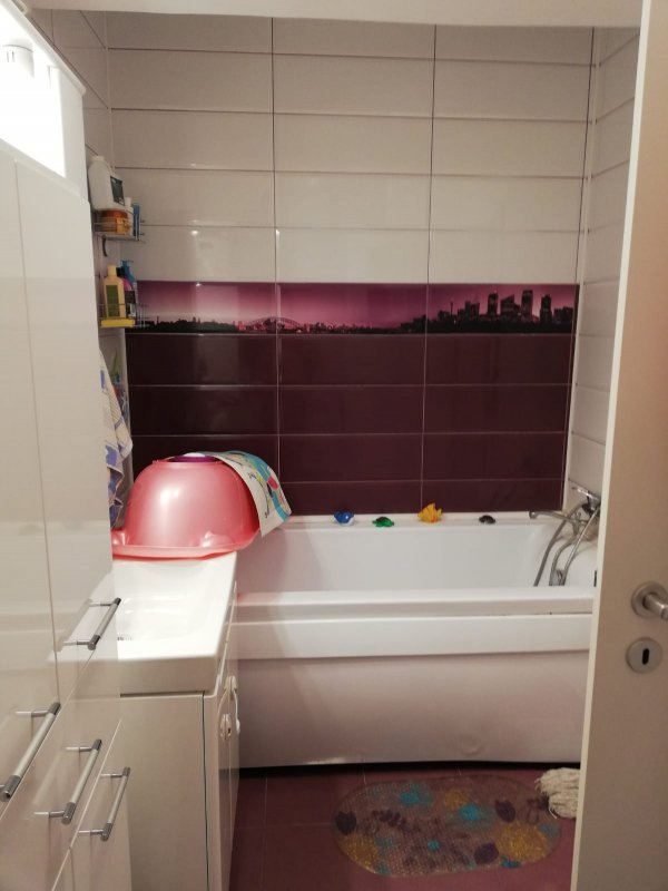 Apartament 2 camere+loc parcare suprateran bloc nou zona Lujerului