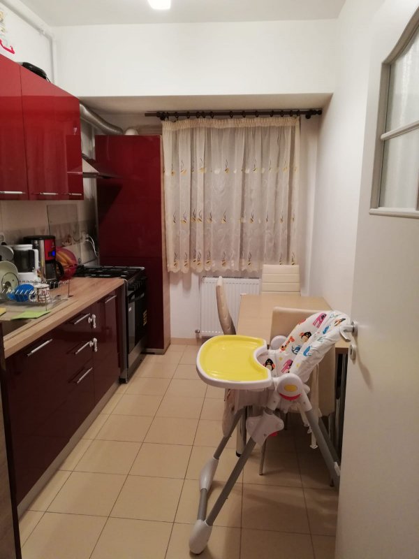 Apartament 2 camere+loc parcare suprateran bloc nou zona Lujerului