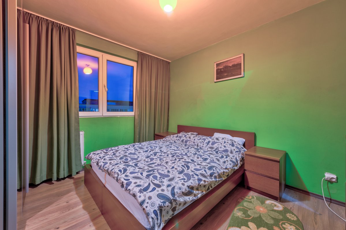 Apartament 2 camere , decomandat Sos Viilor -Eroii Revolutiei