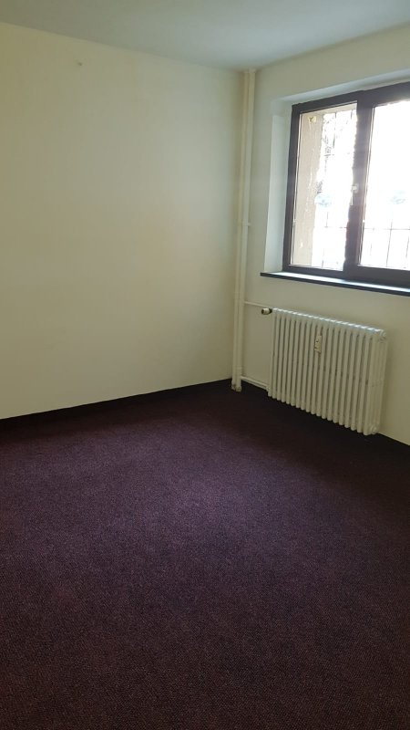 Apartament 2 camere parter - spatiu birou - Romancierilor