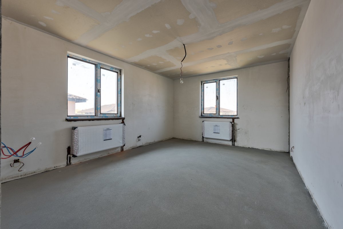 Vila tip duplex P+1+M - zona Chitila