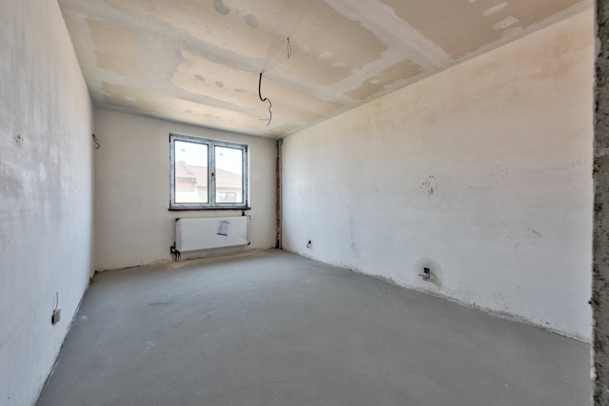 Vila tip duplex P+1+M - zona Chitila