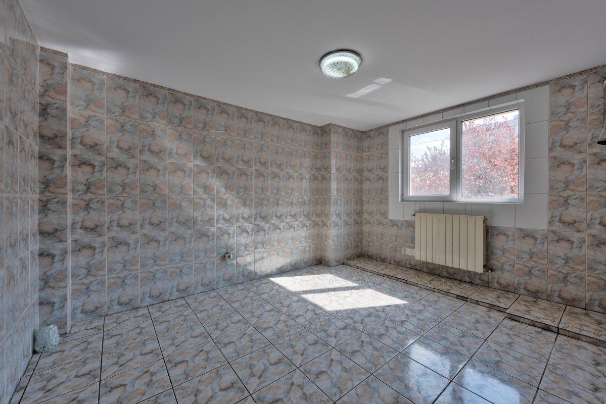 Vila spatioasa S+P+2 - str Iancu Jianu - Margeanului