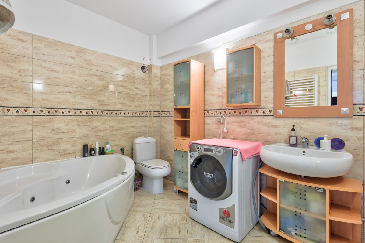 Apartament 3 camere complet mobilat - Plaza Romania 