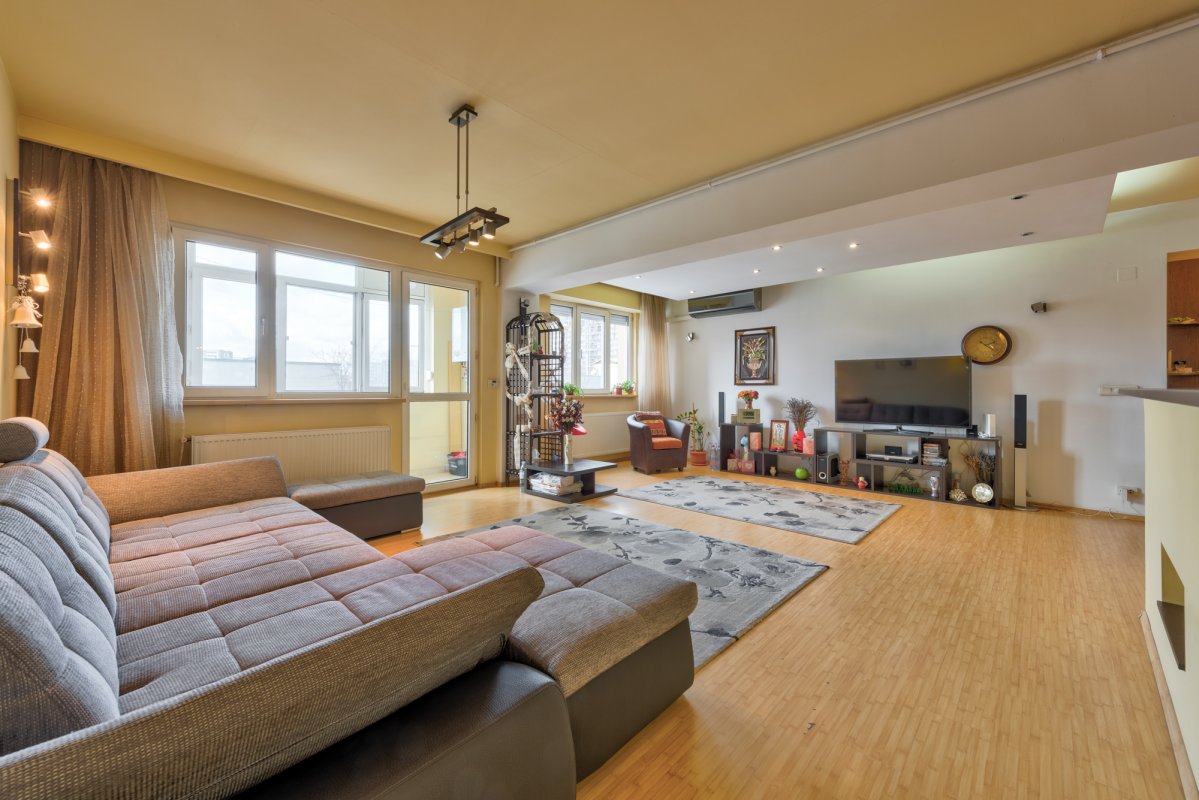 Apartament 3 camere complet mobilat - Plaza Romania 