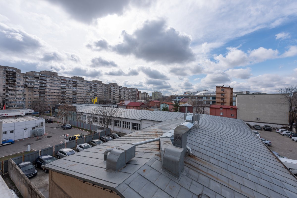 Apartament 3 camere complet mobilat - Plaza Romania 