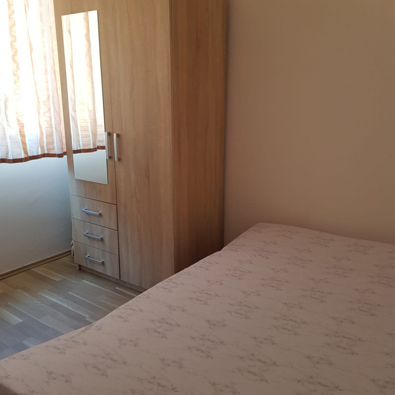 Apartament 4 camere zona Apusului -  o parte din utilitati incluse in pret