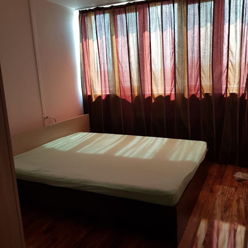 Apartament 4 camere zona Apusului -  o parte din utilitati incluse in pret