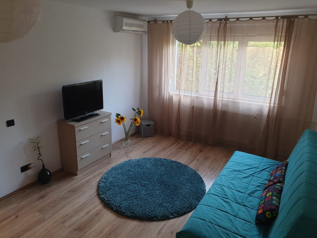 Apartament 3 camere zona Titan - Parcul Romulus