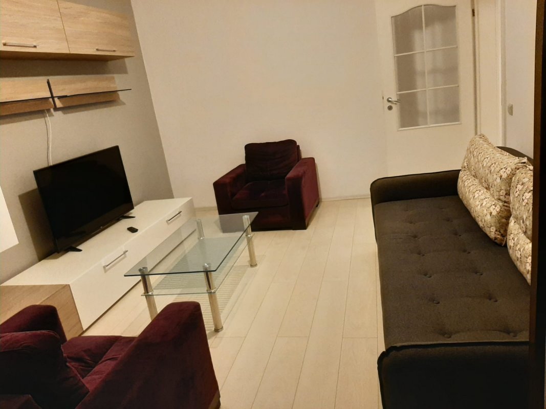 Apartament 2 camere+loc parcare suprateran bloc nou zona Lujerului