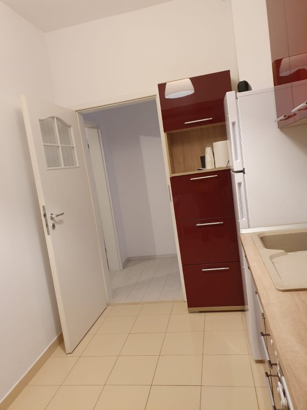 Apartament 2 camere+loc parcare suprateran bloc nou zona Lujerului