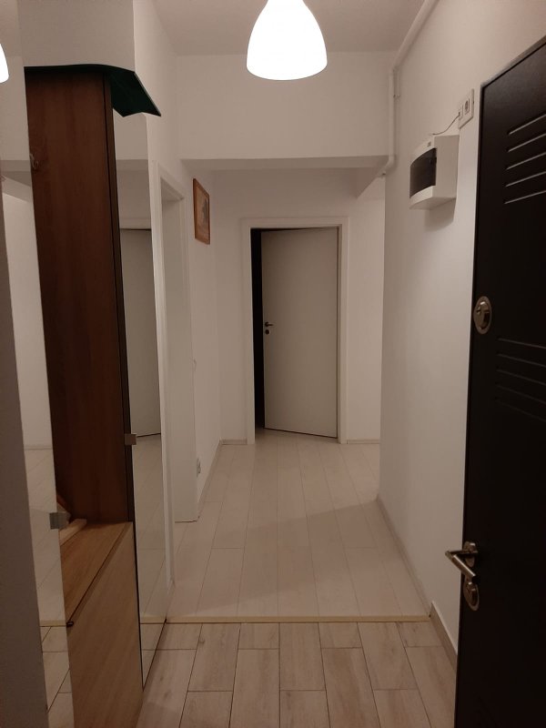 Apartament 2 camere+loc parcare suprateran bloc nou zona Lujerului