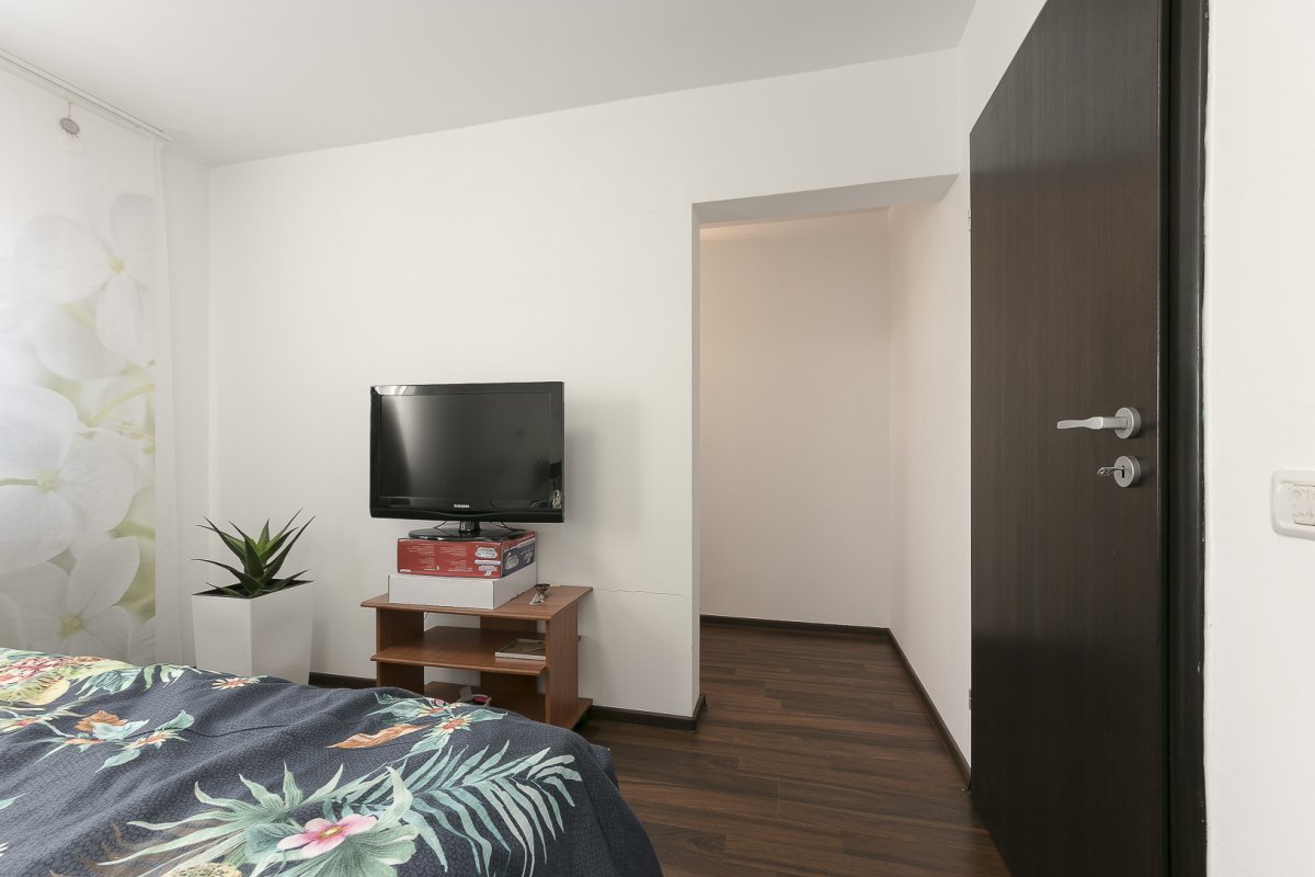 Vila si spatiu comercial cartier Progresul