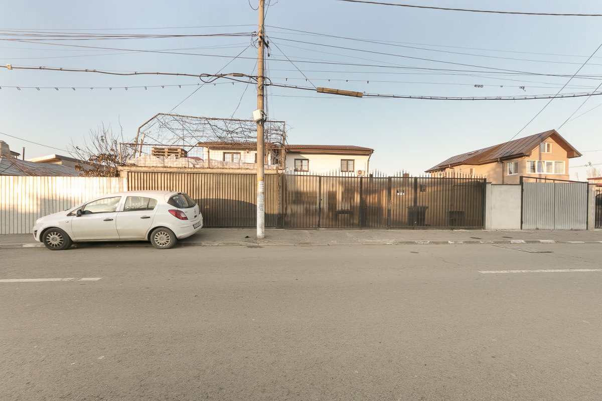 Vila si spatiu comercial cartier Progresul