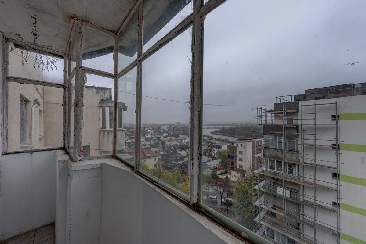 Apartament 4 camere decomandat str Maior Vasile Bacila