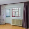Apartament spatios , decomandat  , cu 2 balcoane si cu bucataria mobilata
