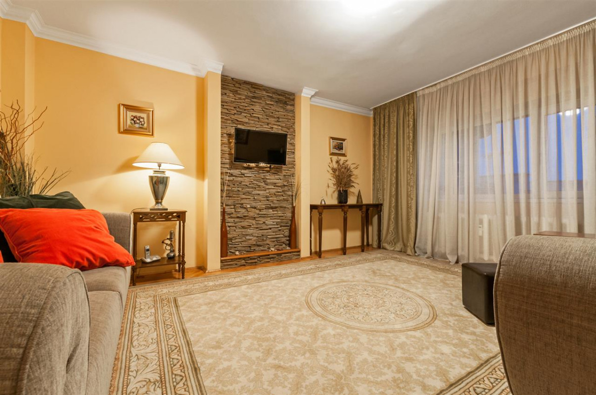 Apartament deosebit ! zona Panduri - Monitorul Oficial