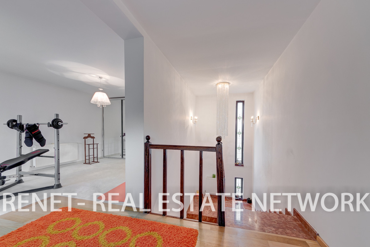 In aceasta casa timpul trece mai incet si mai frumos. Snagov Vila impresionanta 
