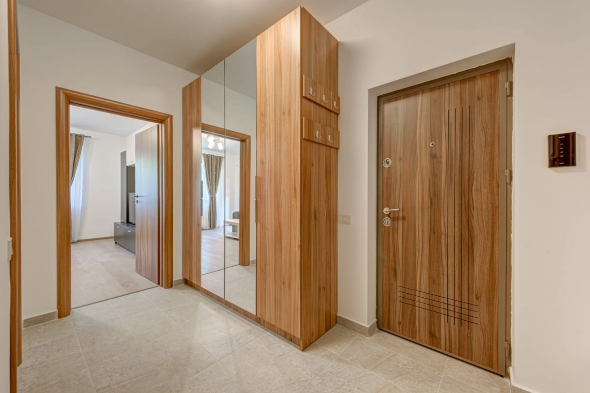 Apartament nou , complet mobilat si utilat , bloc 2019 - Plaza Romania 