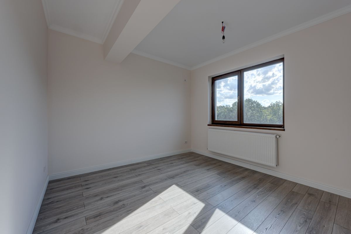 Apartament 3 camere bloc nou Parc Bazilescu